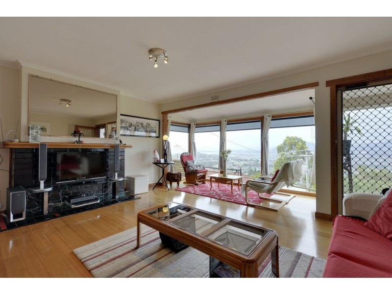 28 Darling Parade, Mount Stuart TAS 7000