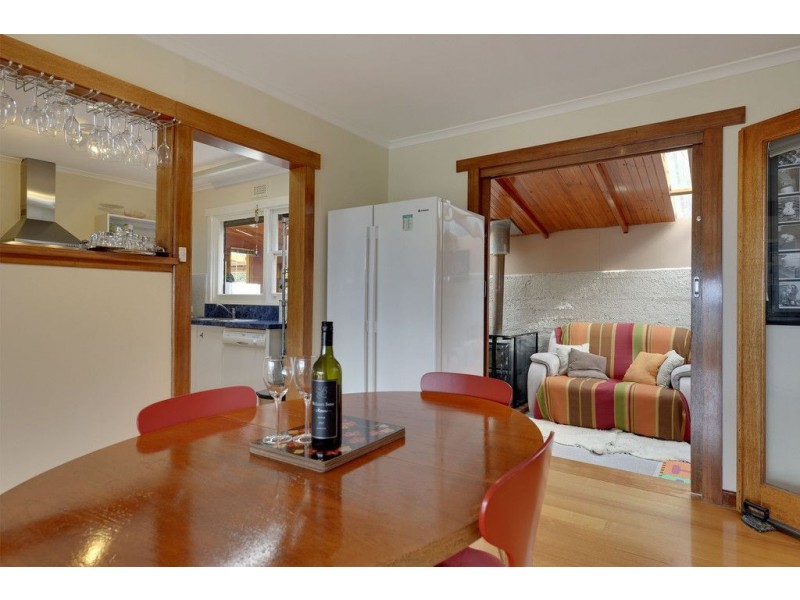 28 Darling Parade, Mount Stuart TAS 7000