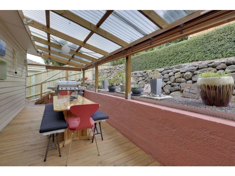 28 Darling Parade, Mount Stuart TAS 7000