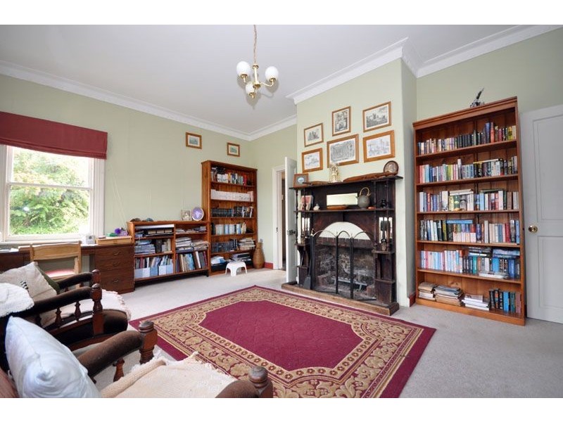 9 Third Avenue, New Norfolk TAS 7140