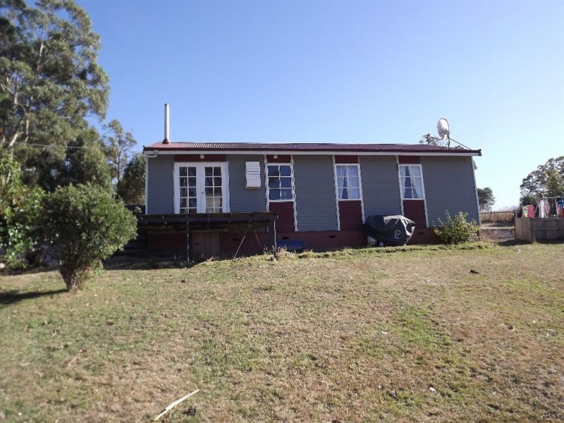 148 Lower Swamp Road, Lachlan TAS 7140
