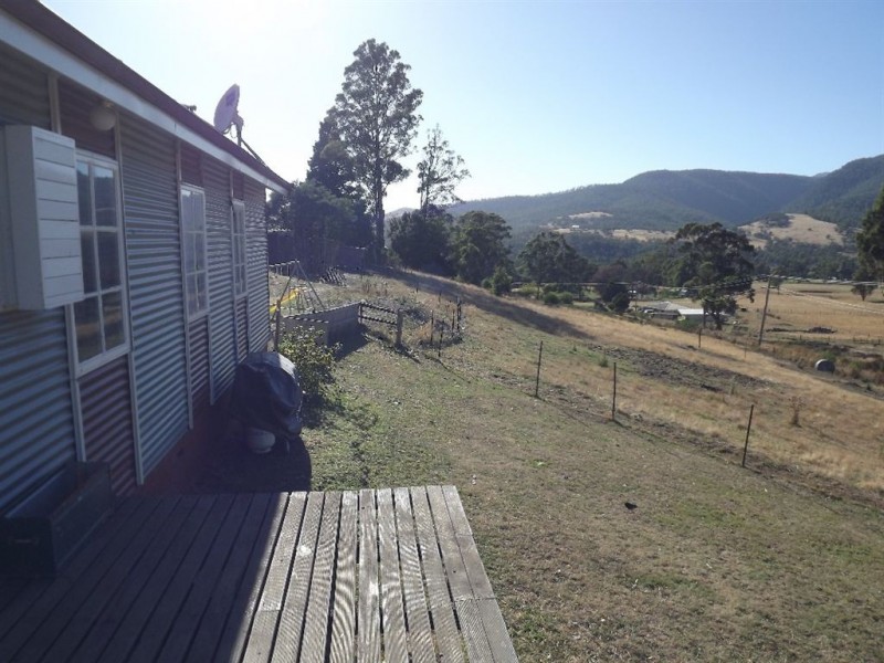 148 Lower Swamp Road, Lachlan TAS 7140