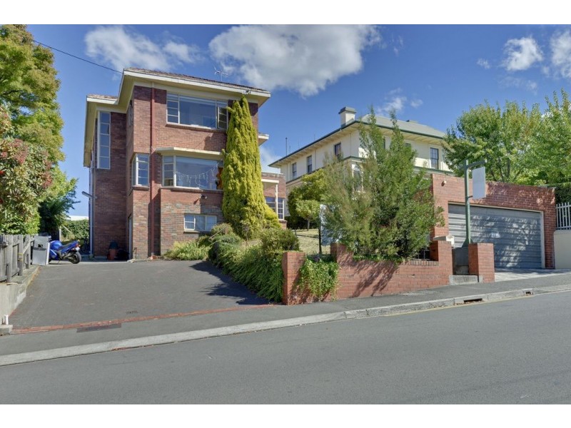 110 Hampden Road, Battery Point TAS 7004