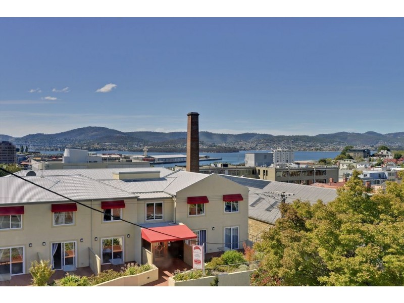 110 Hampden Road, Battery Point TAS 7004