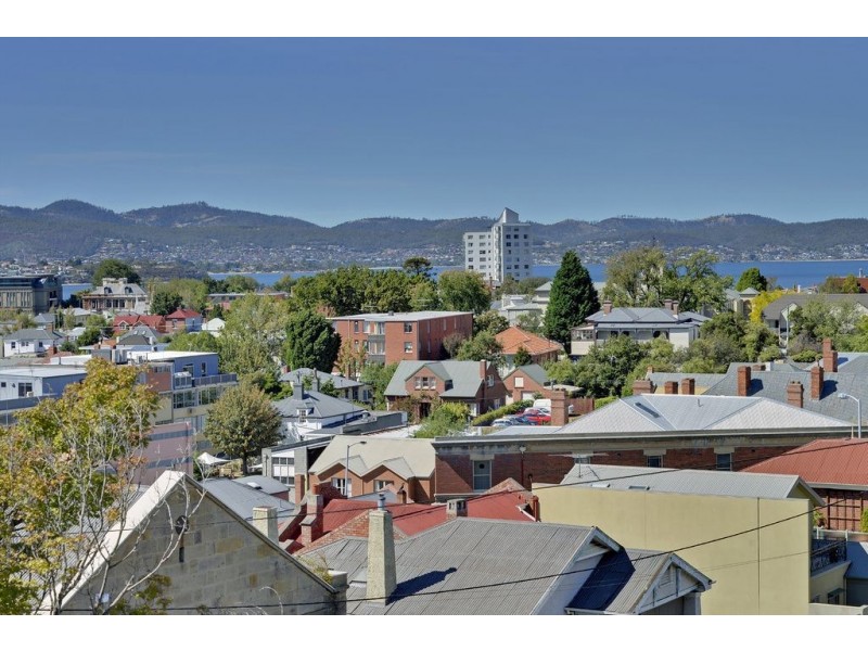 110 Hampden Road, Battery Point TAS 7004