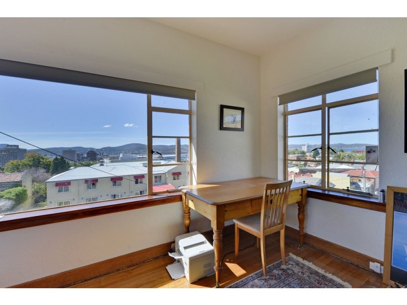 110 Hampden Road, Battery Point TAS 7004