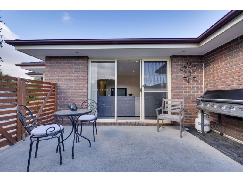1/26 Manor  Gardens, Kingston TAS 7050
