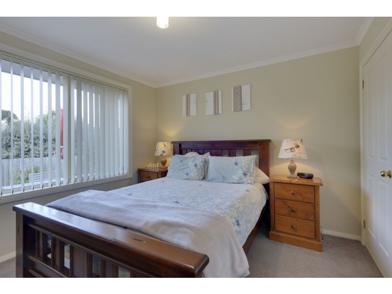 1/26 Manor  Gardens, Kingston TAS 7050