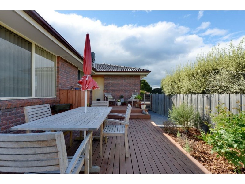 1/26 Manor  Gardens, Kingston TAS 7050