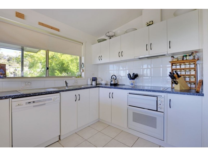 25 Valley Street, West Hobart TAS 7000