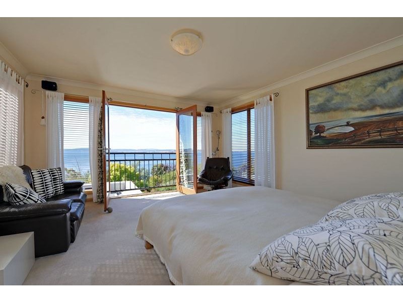 226 Channel Highway, Taroona TAS 7053