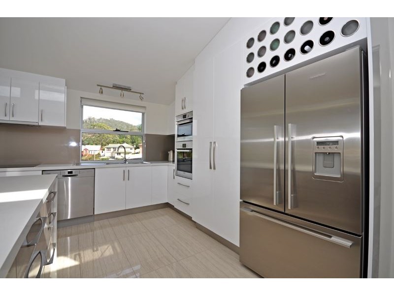 63 Ruth Drive, Lenah Valley TAS 7008