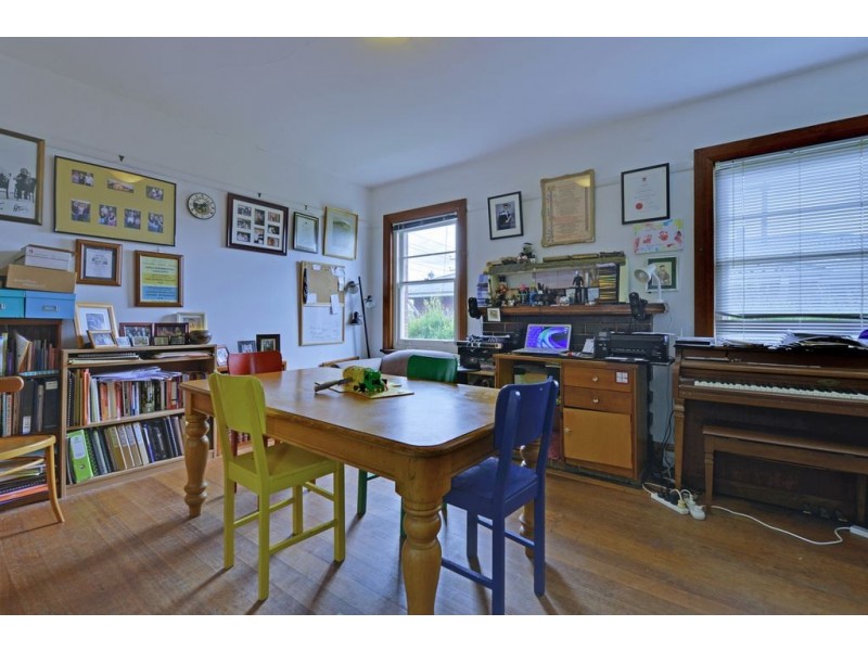 101 Creek Road, New Town TAS 7008