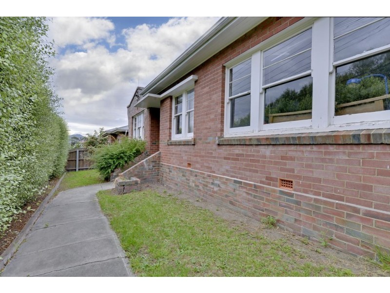 101 Creek Road, New Town TAS 7008