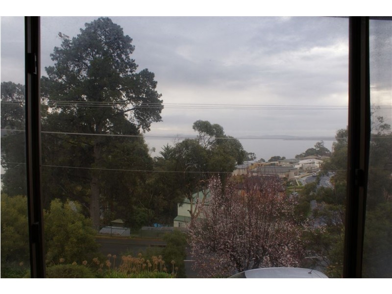 2/83 Roslyn Avenue, Kingston Beach TAS 7050