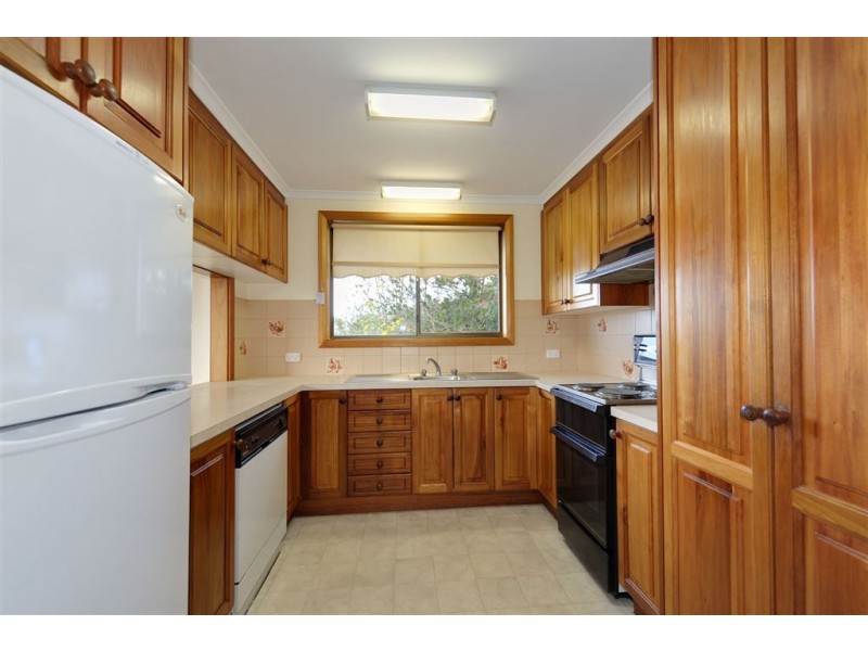 2/83 Roslyn Avenue, Kingston Beach TAS 7050