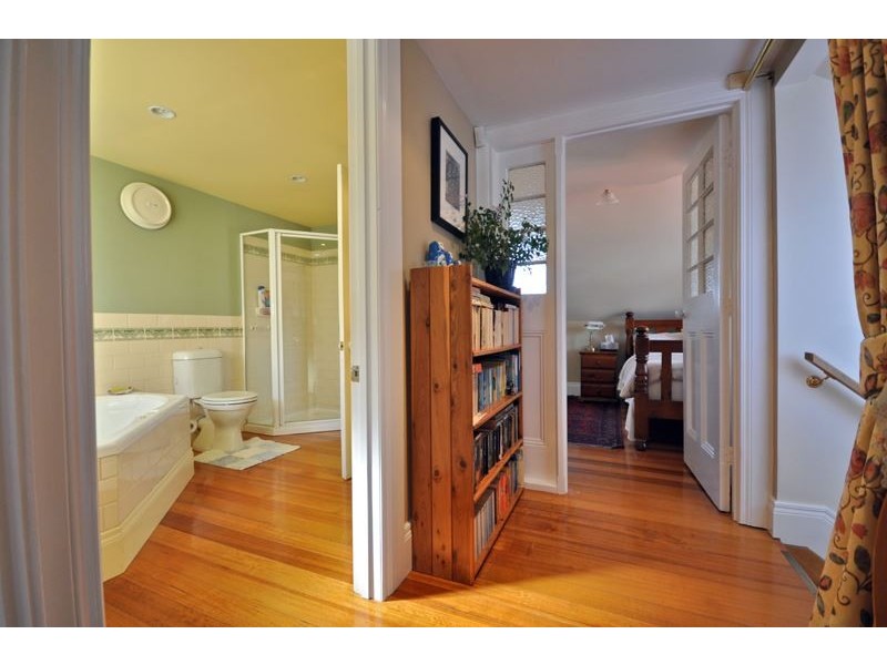 11 Edward Street, Glebe TAS 7000