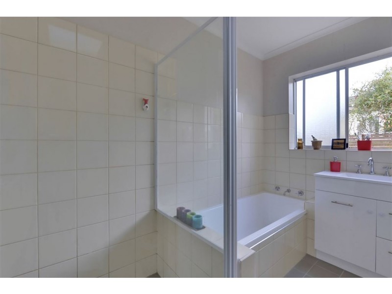 2/14a Sherbourne Avenue, West Hobart TAS 7000