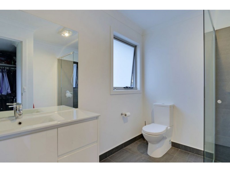 5 Raft Court, Kingston TAS 7050