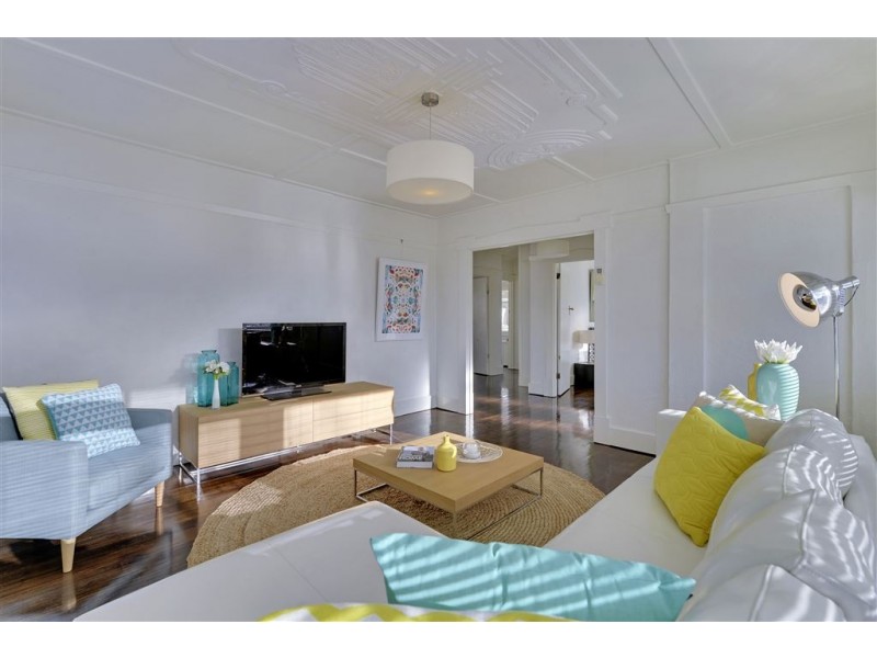4 Lallaby road, Lutana TAS 7009