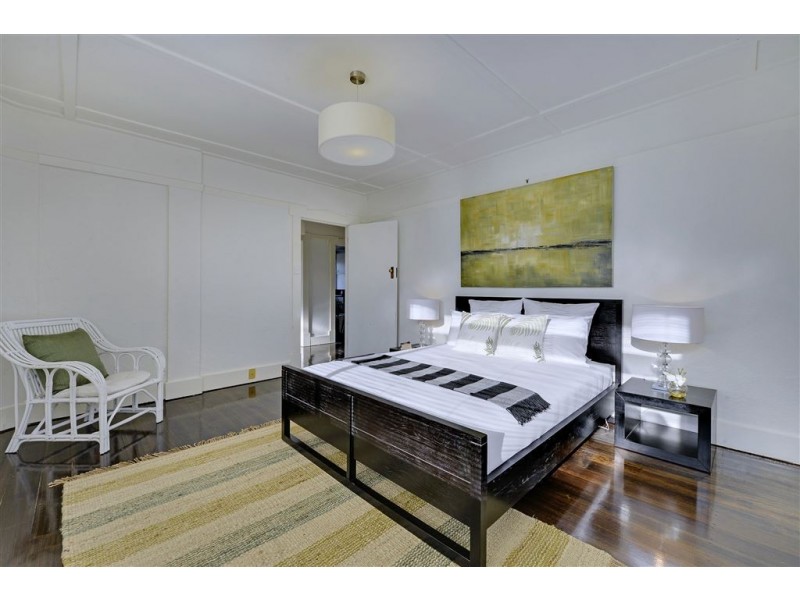 4 Lallaby road, Lutana TAS 7009
