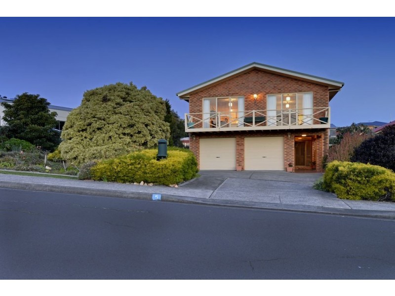 5 Pindos Drive, Tranmere TAS 7018