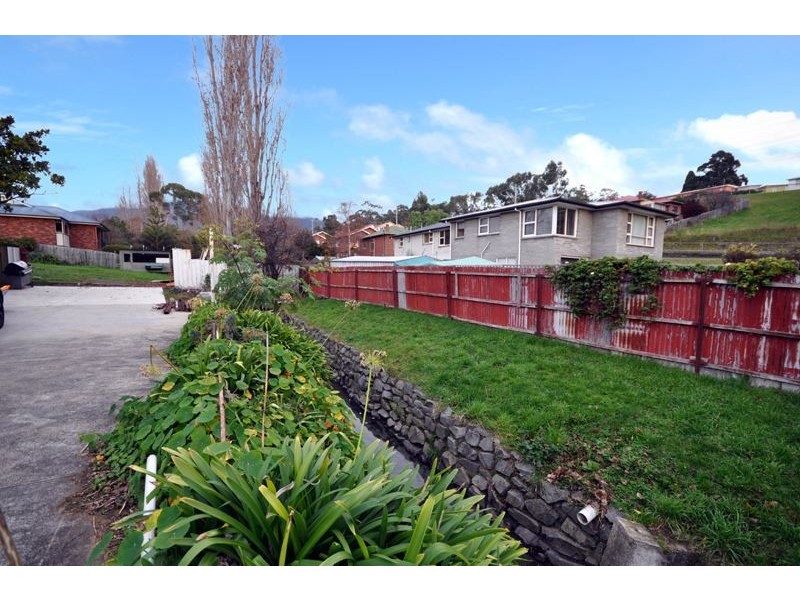 4A Gregson Avenue, New Town TAS 7008