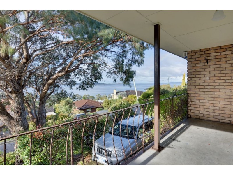 14 Bareena Road, Taroona TAS 7053