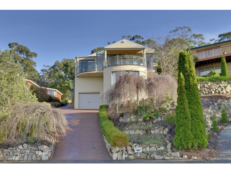 55 Coolamon Road, Taroona TAS 7053