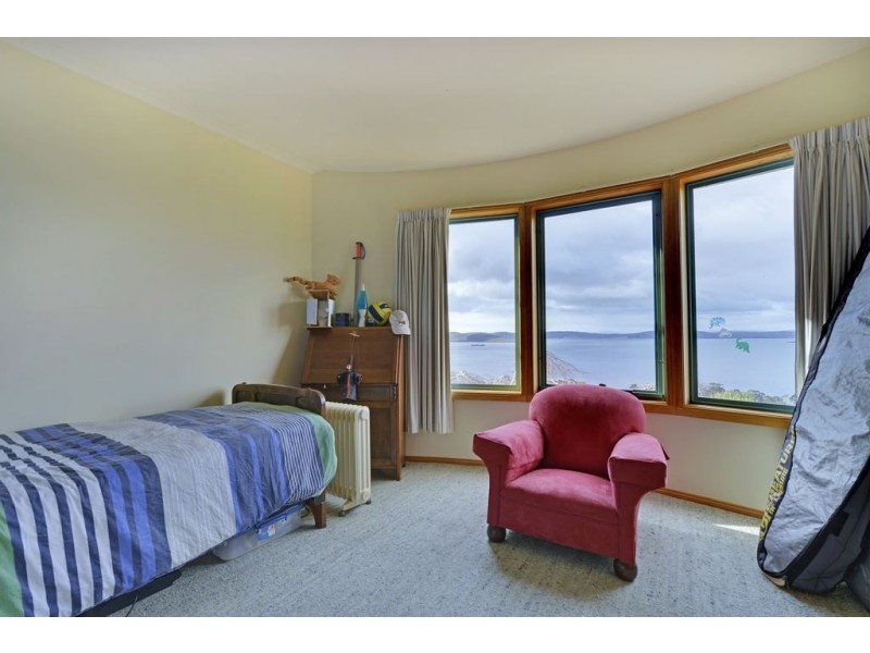 55 Coolamon Road, Taroona TAS 7053