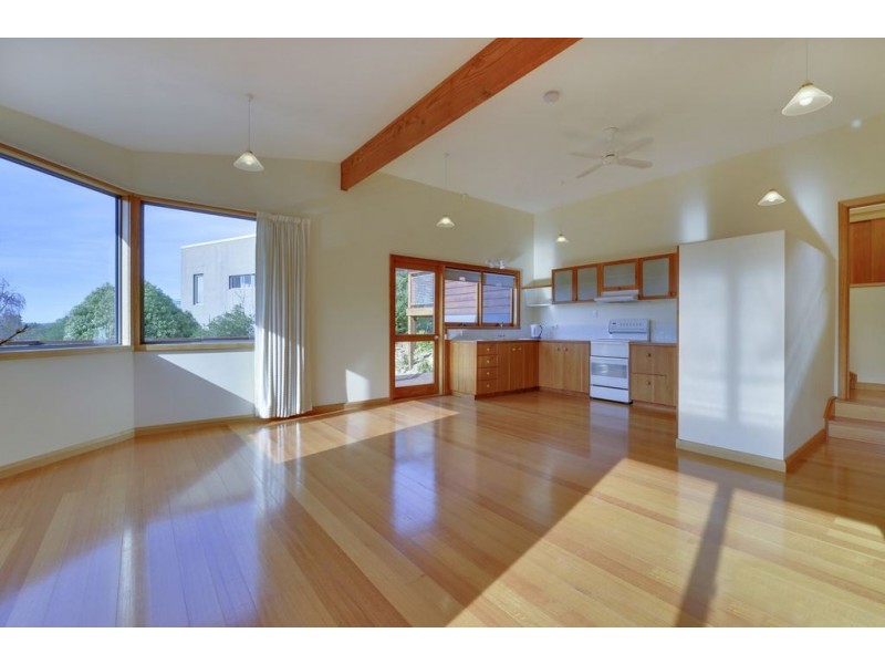 10 Atunga Street, Taroona TAS 7053