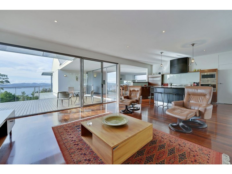 218 Nelson Road, Mount Nelson TAS 7007