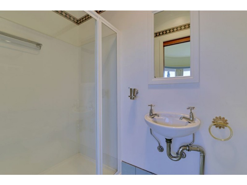 14 Heathcombe Crescent, Sandy Bay TAS 7005