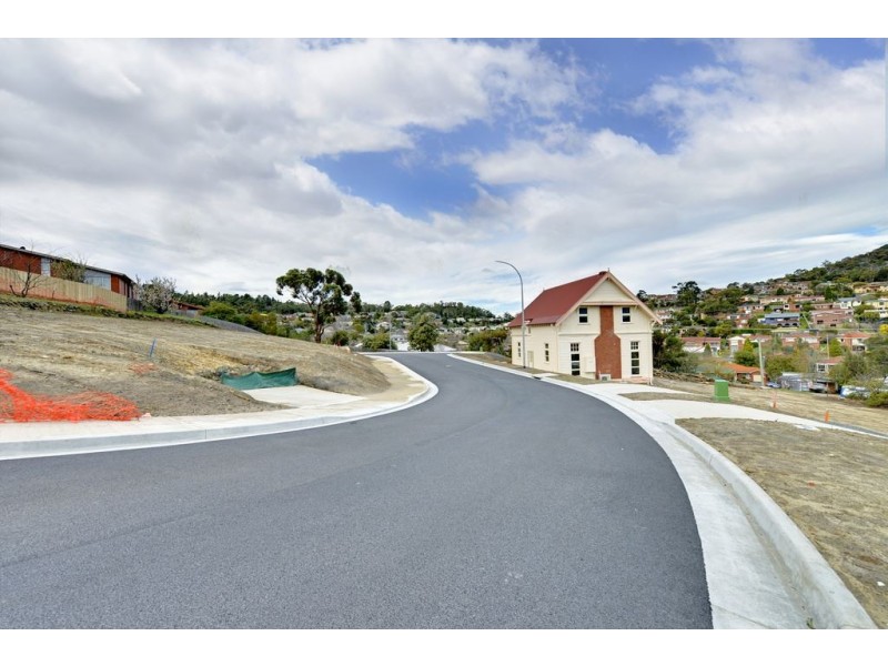 6/163 Gordons Hill Road, Lindisfarne TAS 7015