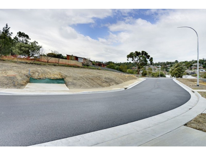 6/163 Gordons Hill Road, Lindisfarne TAS 7015