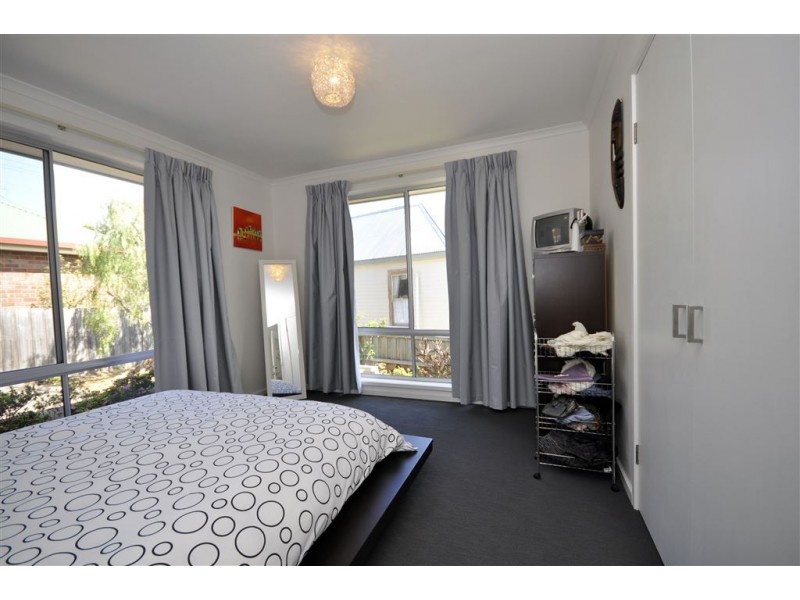 2/125 Augusta Road, Lenah Valley TAS 7008