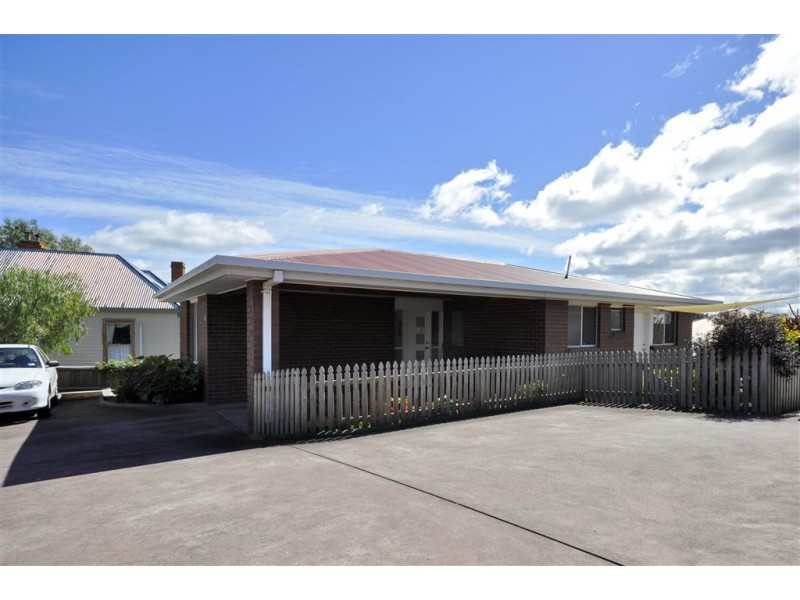 2/125 Augusta Road, Lenah Valley TAS 7008