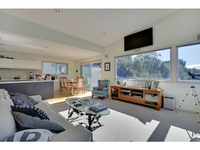 2/31 Gardenia Grove, Sandy Bay TAS 7005