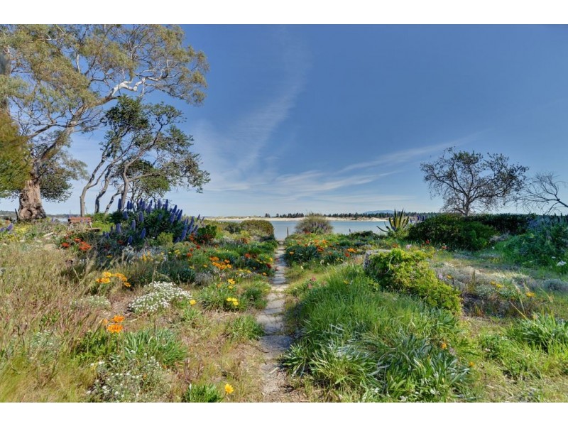 241 Lewisham Scenic Drive, Lewisham TAS 7173