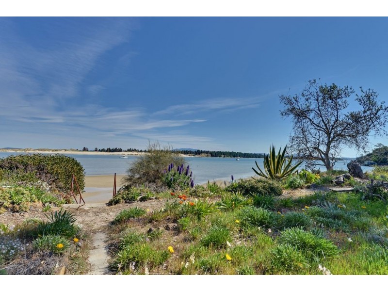 241 Lewisham Scenic Drive, Lewisham TAS 7173