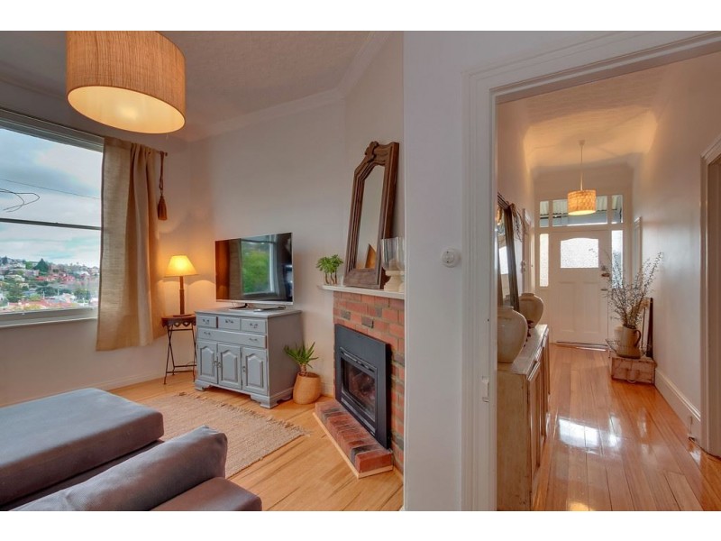 33 Proctors Road, Dynnyrne TAS 7005