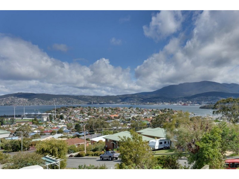 65 Beach Street, Bellerive TAS 7018
