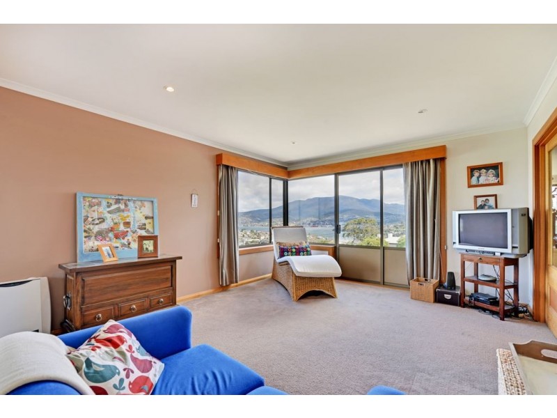 65 Beach Street, Bellerive TAS 7018