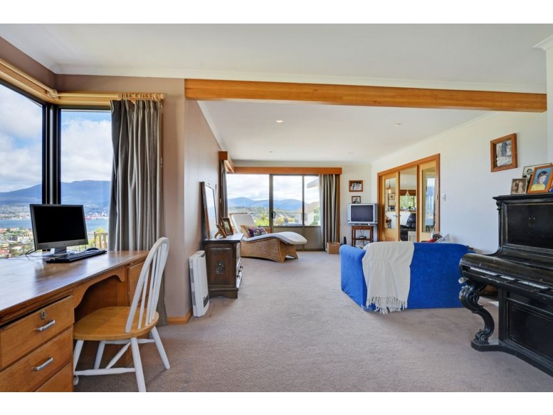 65 Beach Street, Bellerive TAS 7018