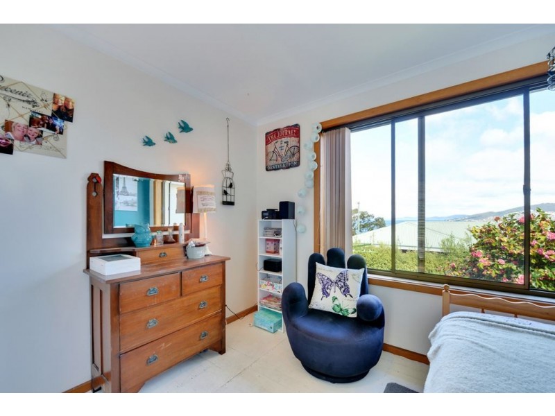 65 Beach Street, Bellerive TAS 7018