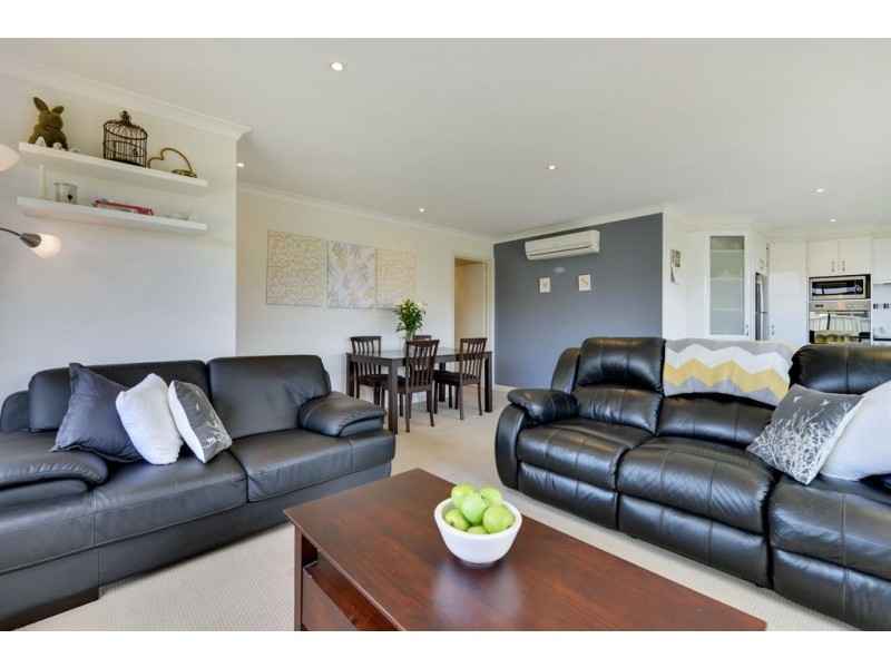1/38 Glebe Hill Road, Howrah TAS 7018