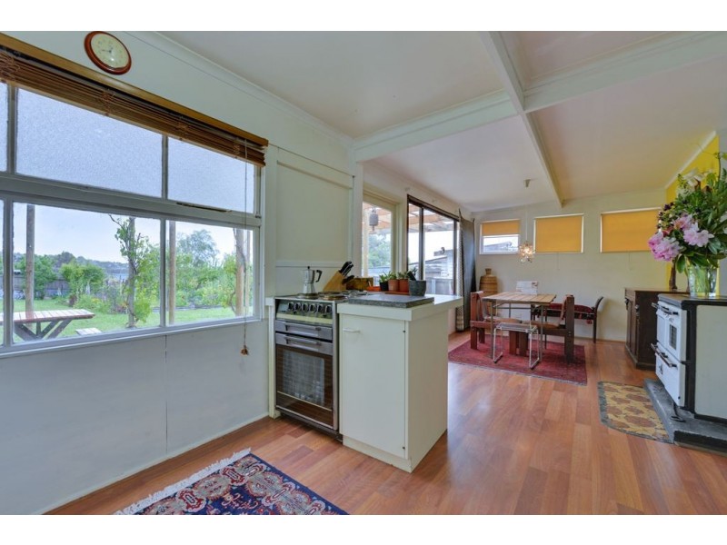 8 Gourlay Street, Blackmans Bay TAS 7052
