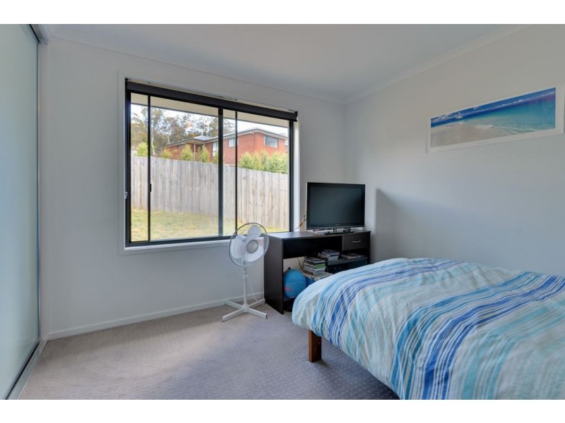 12 Sams Court, Howrah TAS 7018