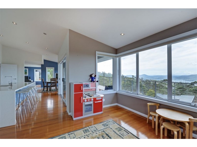13 Hakea Drive, Tolmans Hill TAS 7007