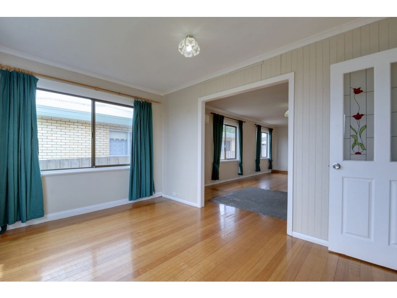 1/16 Kenbrae Avenue, Glenorchy TAS 7010